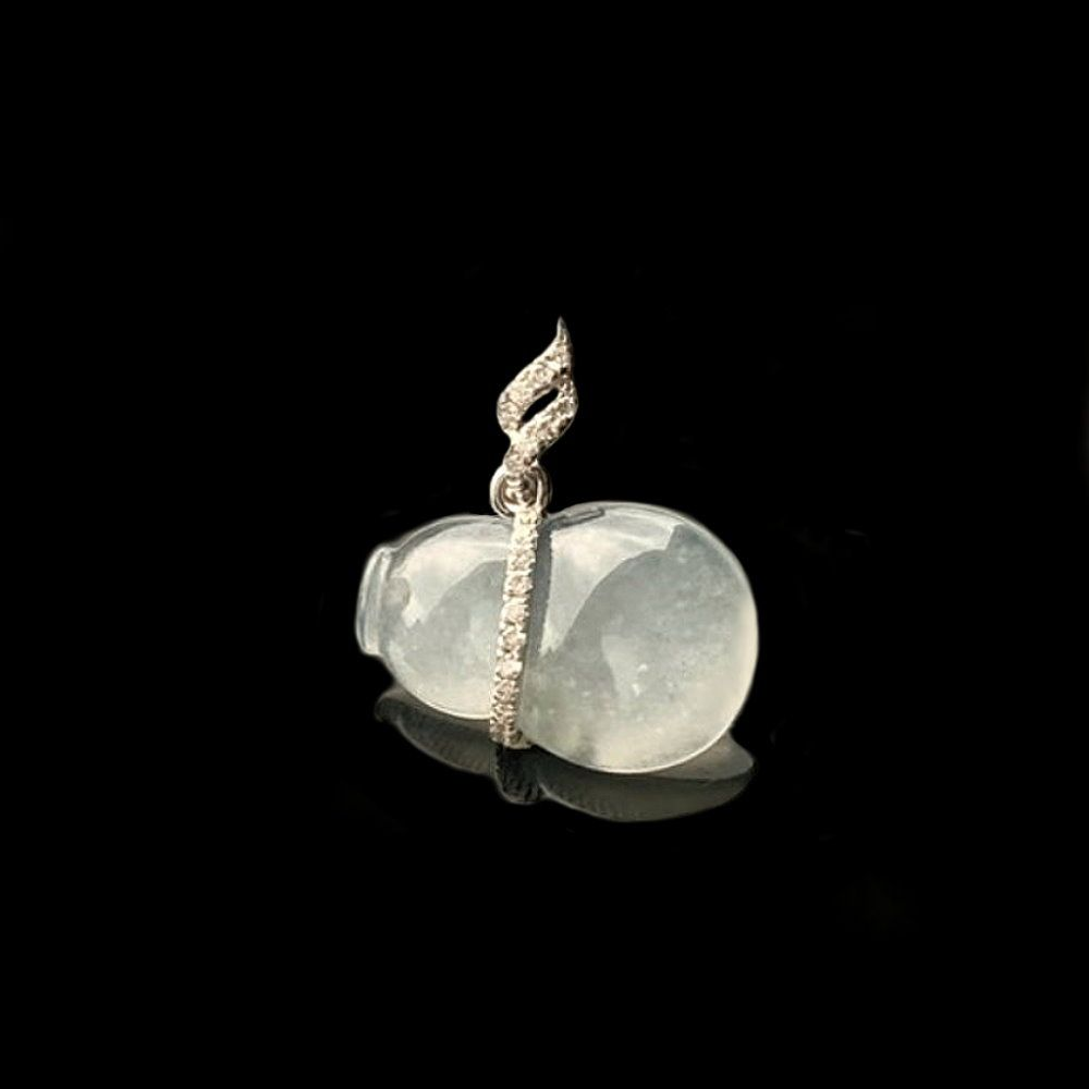09 Old Mine Glass-Type Glossy White Jadeite Pendant Gourd 1 Old Mine Glass-Type Glossy White Jadeite Pendant Gourd
