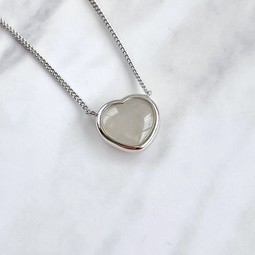 Enchanting White Jadeite | Necklace